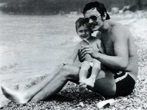 Маленький Степан с отцом