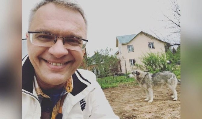 В 2012 году Роман Будников стал ведущим шоу «Фазенда»